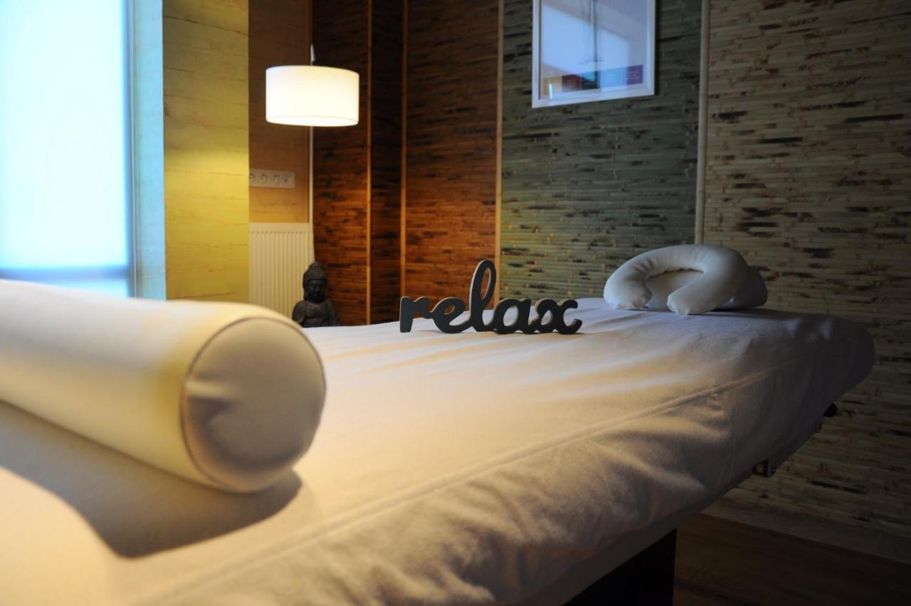 Alice Place Hotel