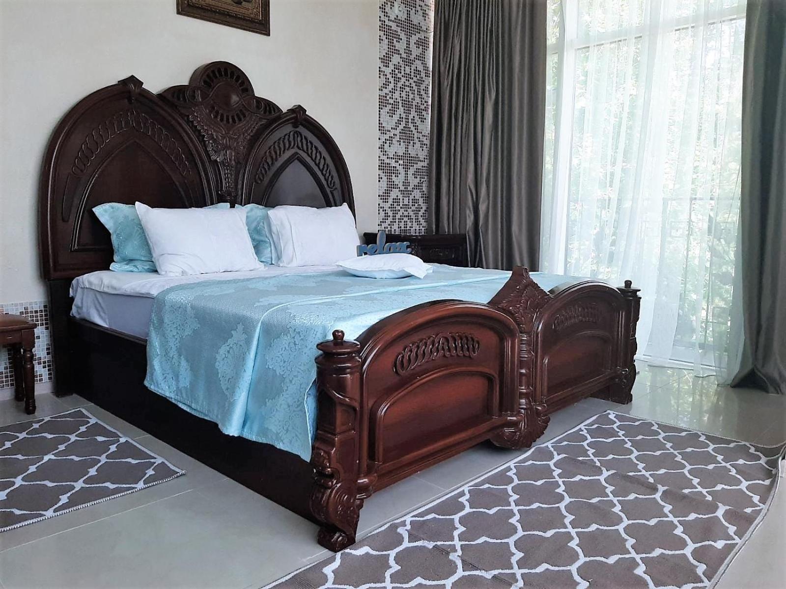 Alice Place Hotel Odesa
